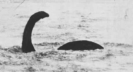 Loch Ness ne hakkında sessiz, yoksa Loch Ness canavarı mı?